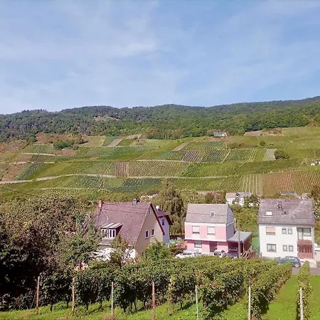 Hard To Leave Piesport